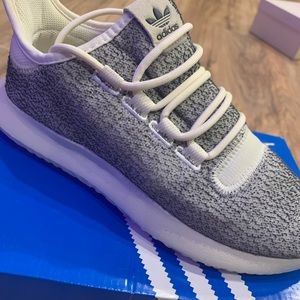 Adidas tubular shadow